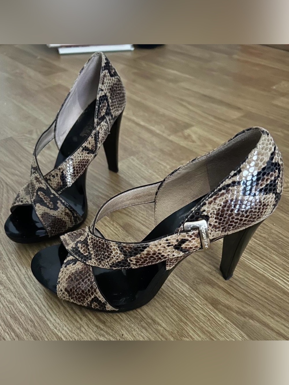 Michael Kors Snakeskin Strappy Open Toe Heel Pumps Size 7